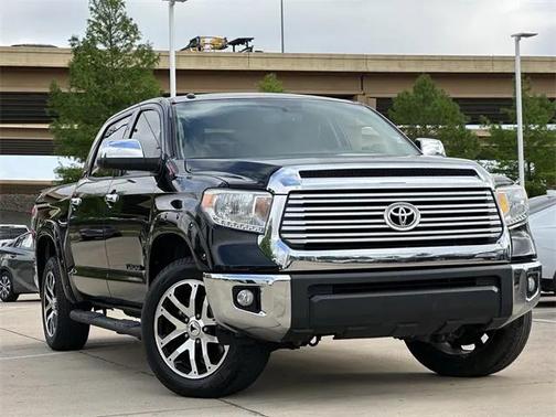2017 Toyota Tundra SR5