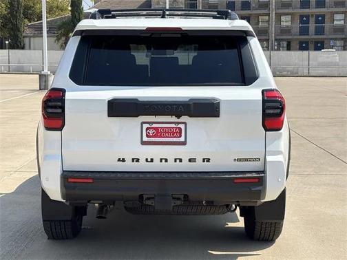 2025 Toyota 4Runner TRD Off Road