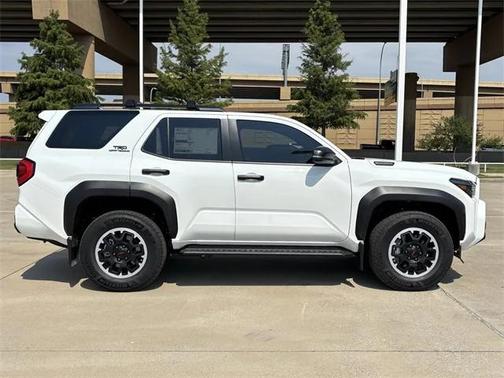 2025 Toyota 4Runner TRD Off Road