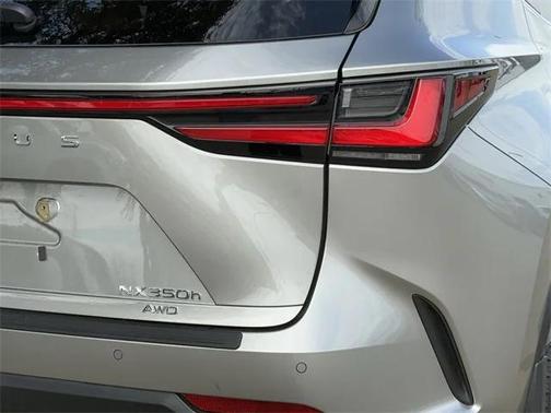 2025 Lexus NX 350h 350h Base