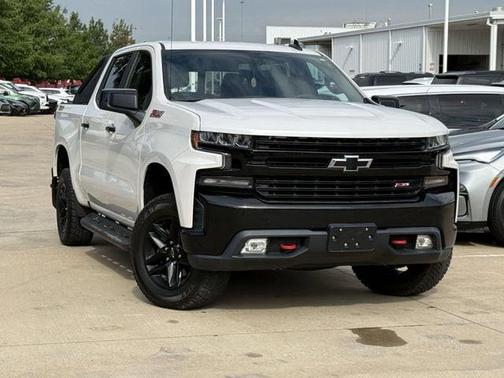 Iridescent Pearl Tricoat 2019 Chevrolet Silverado 1500 LT Trail Boss