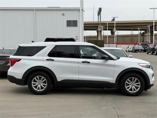 2021 Ford Explorer Base