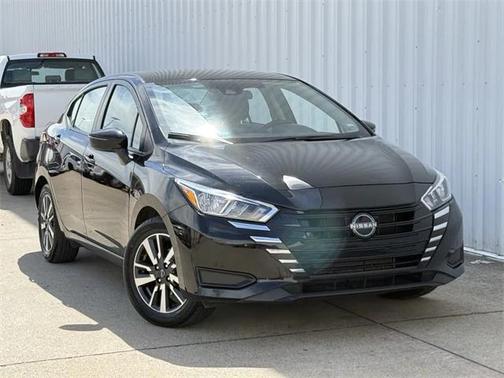 2024 Nissan Versa 1.6 SV