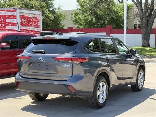 2023 Toyota Highlander Hybrid LE