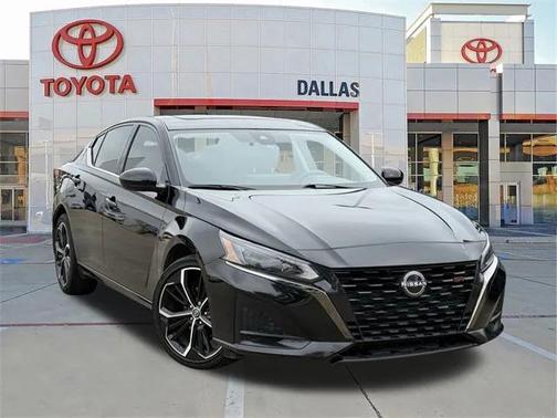 2023 Nissan Altima SR Intelligent AWD