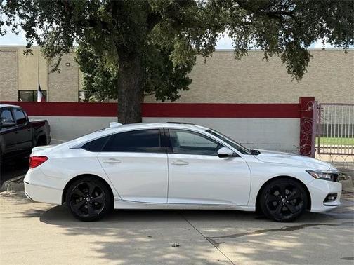 2020 Honda Accord Touring 2.0T