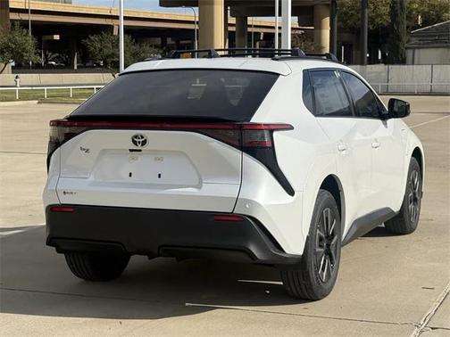 2026 Toyota bZ XLE Plus