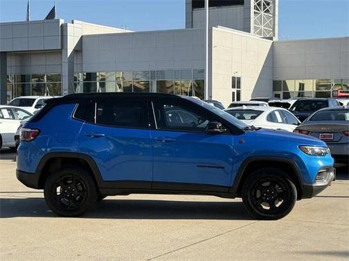 2023 Jeep Compass Trailhawk
