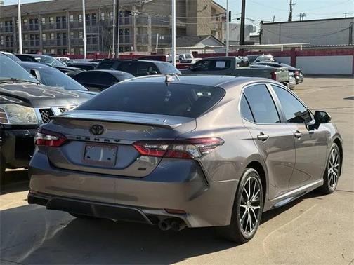2022 Toyota Camry 