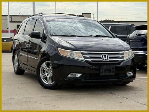 Crystal Black Pearl 2011 Honda Odyssey Touring
