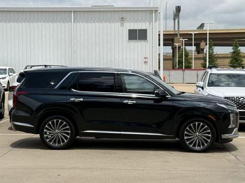 Robust Emerald 2023 Hyundai PALISADE Calligraphy