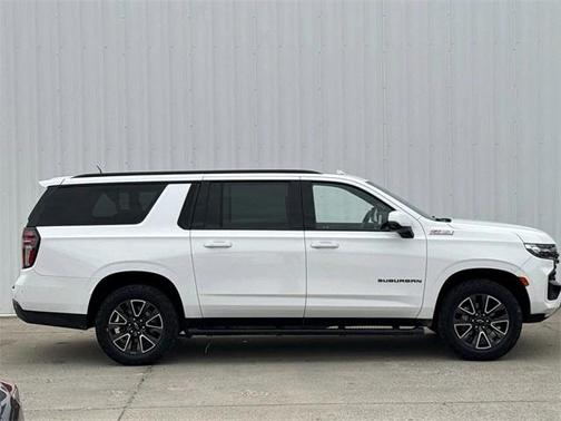 2021 Chevrolet Suburban 4WD Z71