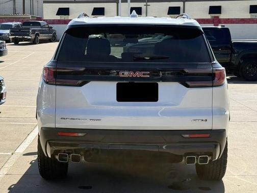 White Frost Tricoat 2025 GMC Acadia AWD AT4