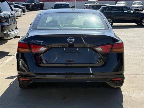 2023 Nissan Altima S FWD