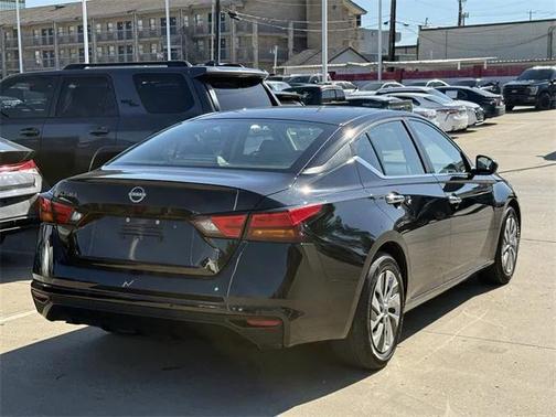 2023 Nissan Altima S FWD