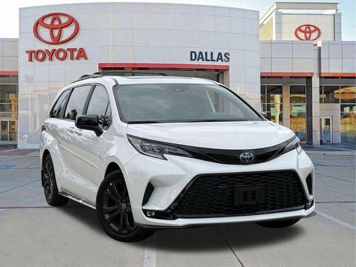 Ice 2025 Toyota Sienna XSE 7 Passenger