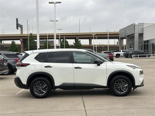 2022 Nissan Rogue S