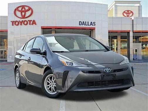 2019 Toyota Prius LE