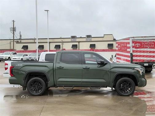 2023 Toyota Tundra SR5