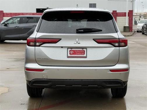 2024 Mitsubishi Outlander ES 2.5 2WD