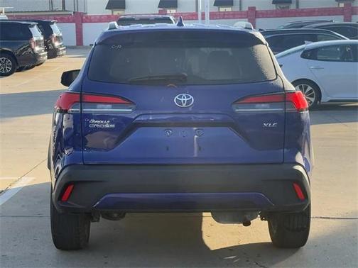 2023 Toyota Corolla Cross XLE