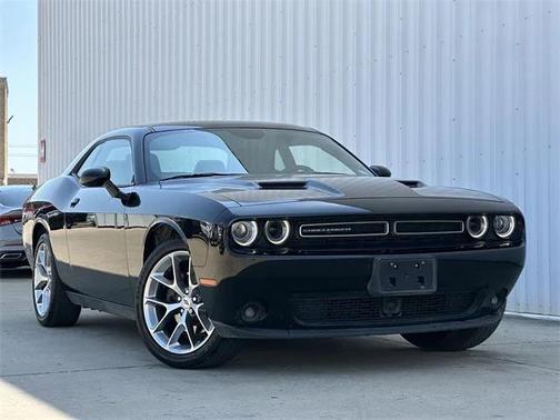 2021 Dodge Challenger SXT