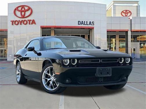 2021 Dodge Challenger SXT