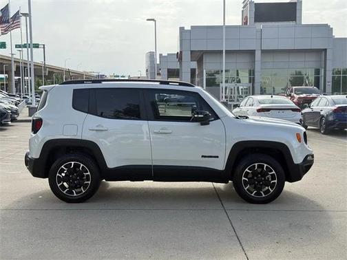 2023 Jeep Renegade Upland