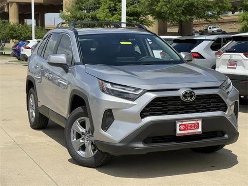 2025 Toyota RAV4 Hybrid XLE