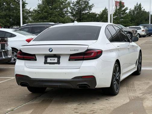 Alpine White 2023 BMW 540 i