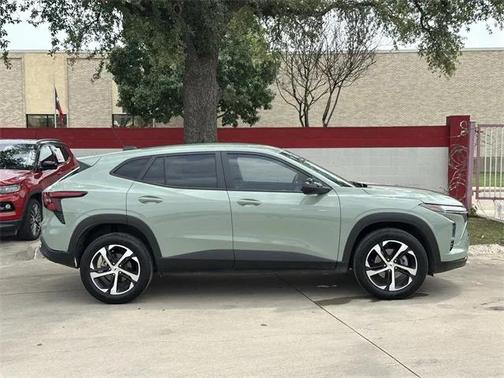 2024 Chevrolet Trax FWD 1RS