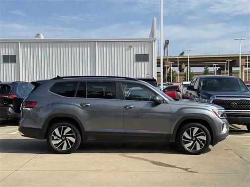 2025 Volkswagen Atlas 2.0T SE w/Technology 4MOTION