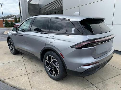 Silver 2026 Lincoln Nautilus Premiere