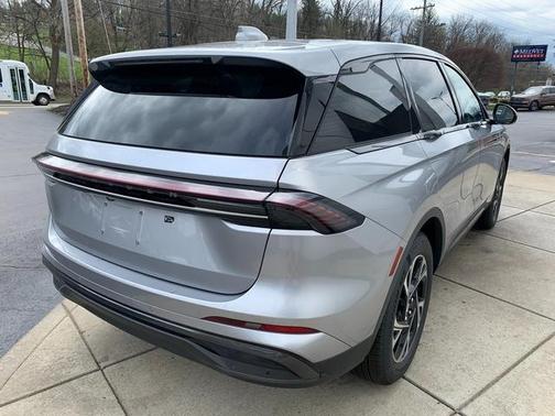 Silver 2026 Lincoln Nautilus Premiere