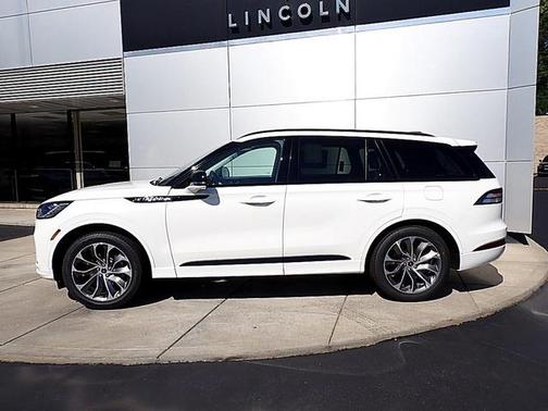 2025 Lincoln Aviator Premiere