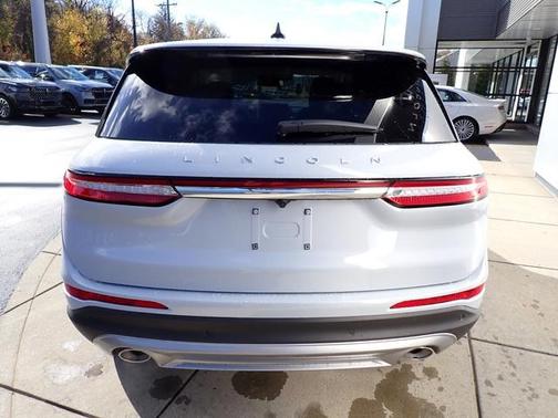 2025 Lincoln Corsair Premiere