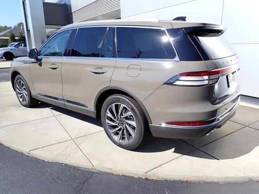 2025 Lincoln Aviator Premiere
