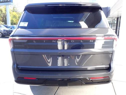 2025 Lincoln Navigator Black Label