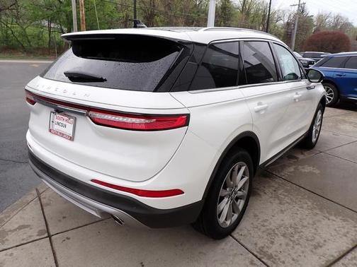 2022 Lincoln Corsair Standard
