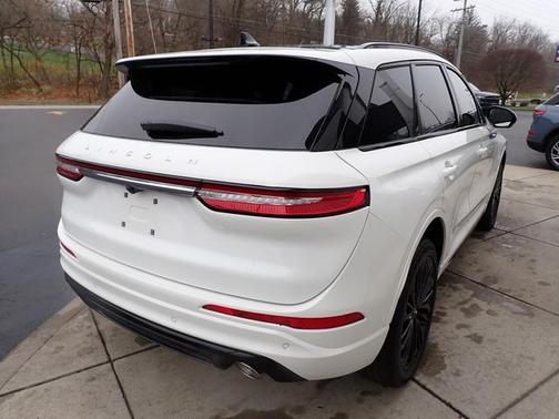 2025 Lincoln Corsair Premiere