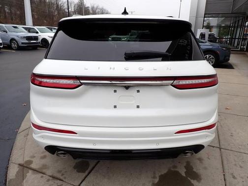 2025 Lincoln Corsair Premiere