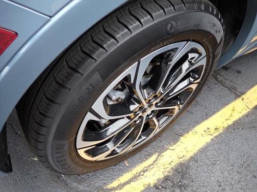 2025 Lincoln Nautilus Reserve