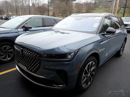 2025 Lincoln Nautilus Reserve