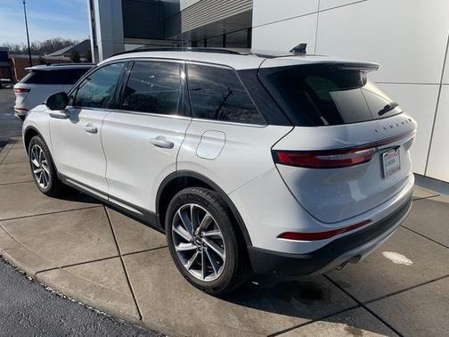 2025 Lincoln Corsair Premiere