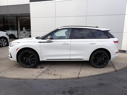 2026 Lincoln Corsair Reserve