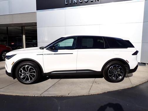 2024 Lincoln Nautilus Premiere