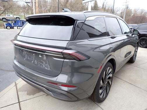 2025 Lincoln Nautilus Black Label
