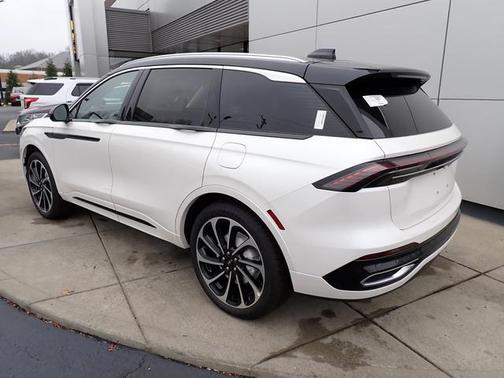 2026 Lincoln Nautilus Black Label