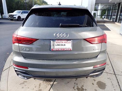 2022 Audi Q3 45 S line Premium
