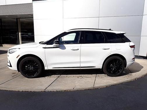 2026 Lincoln Corsair Reserve